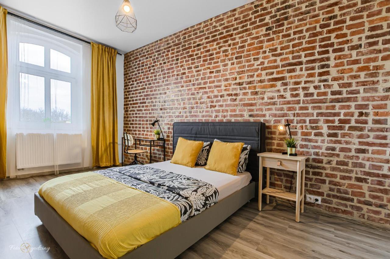Uno Apartaments Katowice Esterno foto
