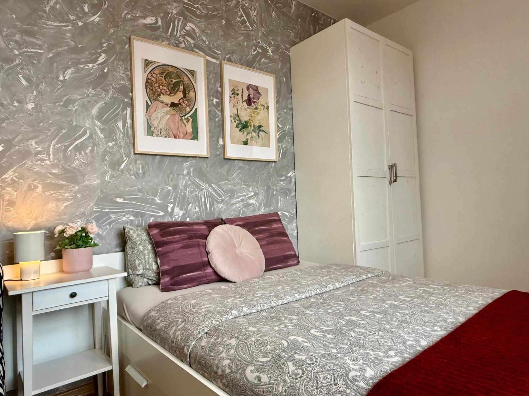 Uno Apartaments Katowice Esterno foto