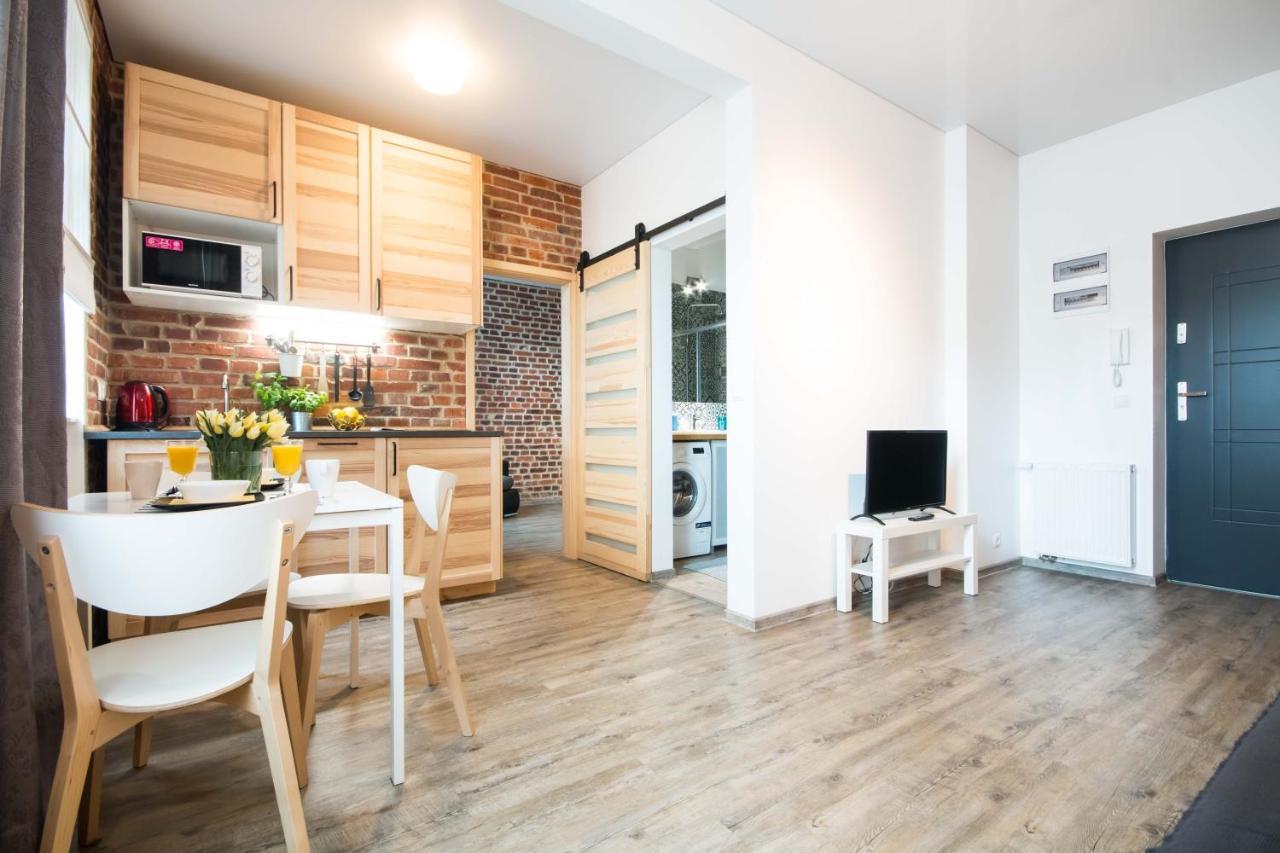 Uno Apartaments Katowice Esterno foto